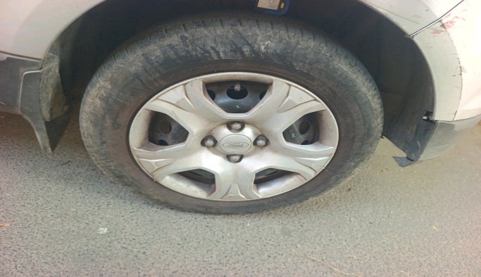 2013 Ford Ecosport AMBIENTE 1.5L DIESEL, Diesel, Manual, 99,029 km, tyre