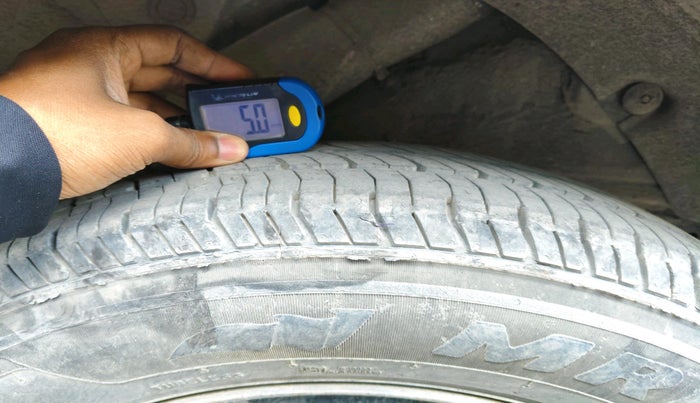 2013 Hyundai i20 ERA 1.2, Petrol, Manual, 1,31,612 km, tyre