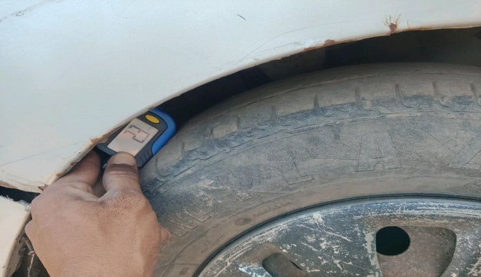 2012 Hyundai i10 SPORTZ 1.2, Petrol, Manual, 1,31,546 km, tyre