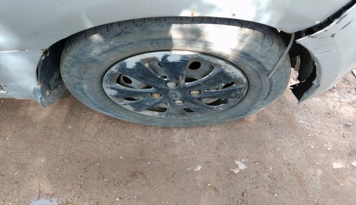 2012 Hyundai i10 SPORTZ 1.2, Petrol, Manual, 1,31,546 km, tyre