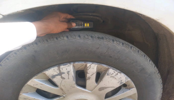 2014 Maruti Swift VDI, Diesel, Manual, 1,78,184 km, tyre