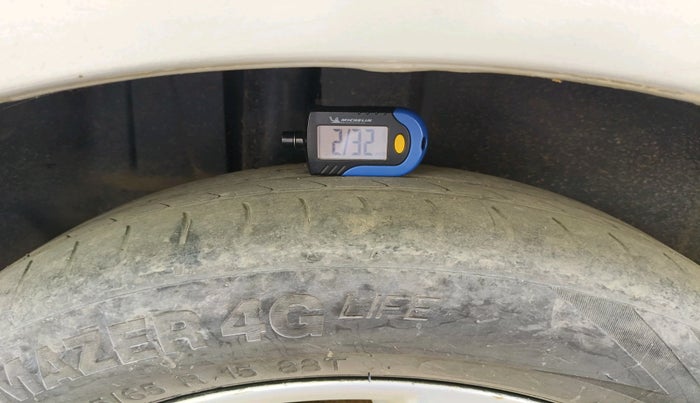 2017 Maruti Ertiga ZDI + SHVS, Diesel, Manual, 1,87,825 km, tyre