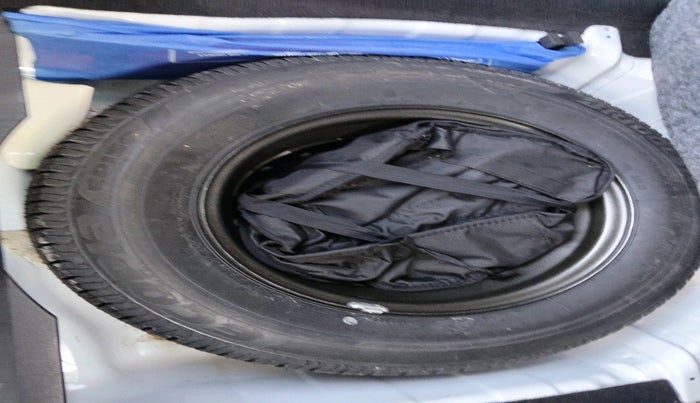 2024 Tata ALTROZ XZ PETROL, Petrol, Manual, 31,761 km, tyre