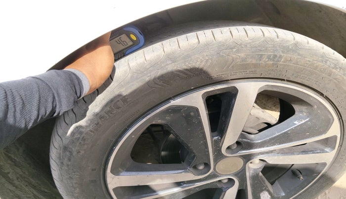 2024 Tata ALTROZ XZ PETROL, Petrol, Manual, 31,761 km, tyre