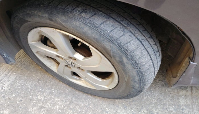 2015 Honda City 1.5L I-DTEC VX, Diesel, Manual, 1,09,426 km, tyre