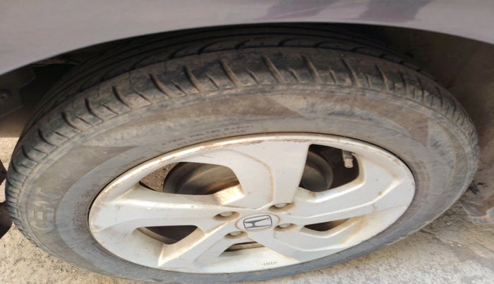 2015 Honda City 1.5L I-DTEC VX, Diesel, Manual, 1,09,426 km, tyre