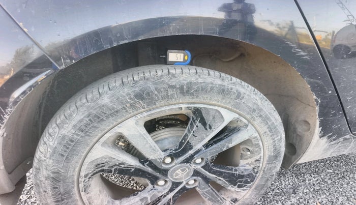 2023 Tata ALTROZ XZ PLUS PETROL DARK EDITION, CNG, Manual, 36,274 km, tyre