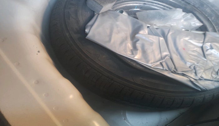 2022 Hyundai NEW SANTRO SPORTZ MT, Petrol, Manual, 52,989 km, tyre