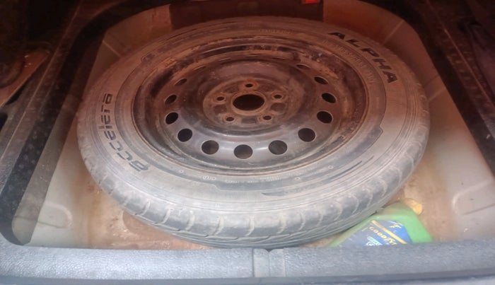 2011 Maruti SX4 VXI, Petrol, Manual, 86,558 km, tyre