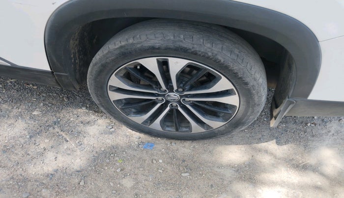 2023 MG HECTOR SHARP PRO 1.5 TURBO MT PETROL, Petrol, Manual, 48,972 km, tyre