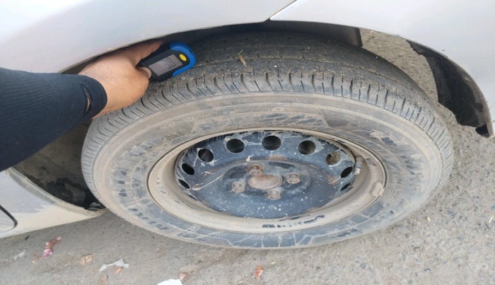 2017 Toyota Etios GD, Diesel, Manual, 1,88,838 km, tyre