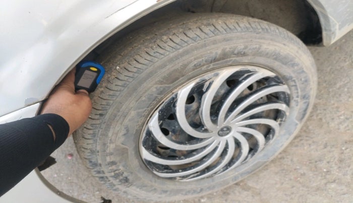 2017 Toyota Etios GD, Diesel, Manual, 1,88,838 km, tyre