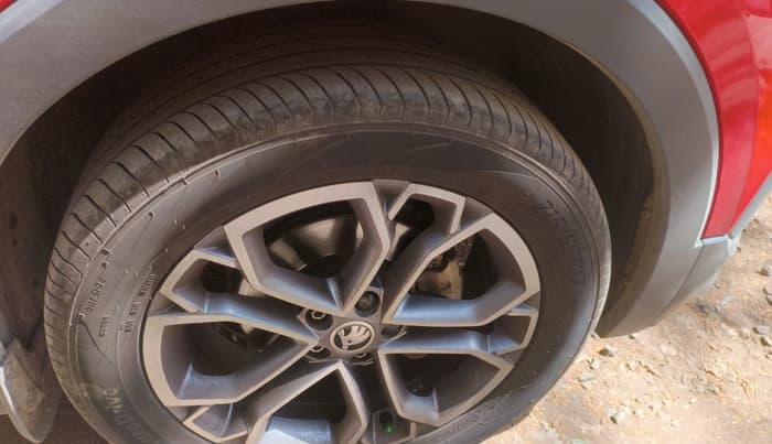 2022 Skoda KUSHAQ STYLE 1.0L TSI MT, Petrol, Manual, 72,779 km, tyre