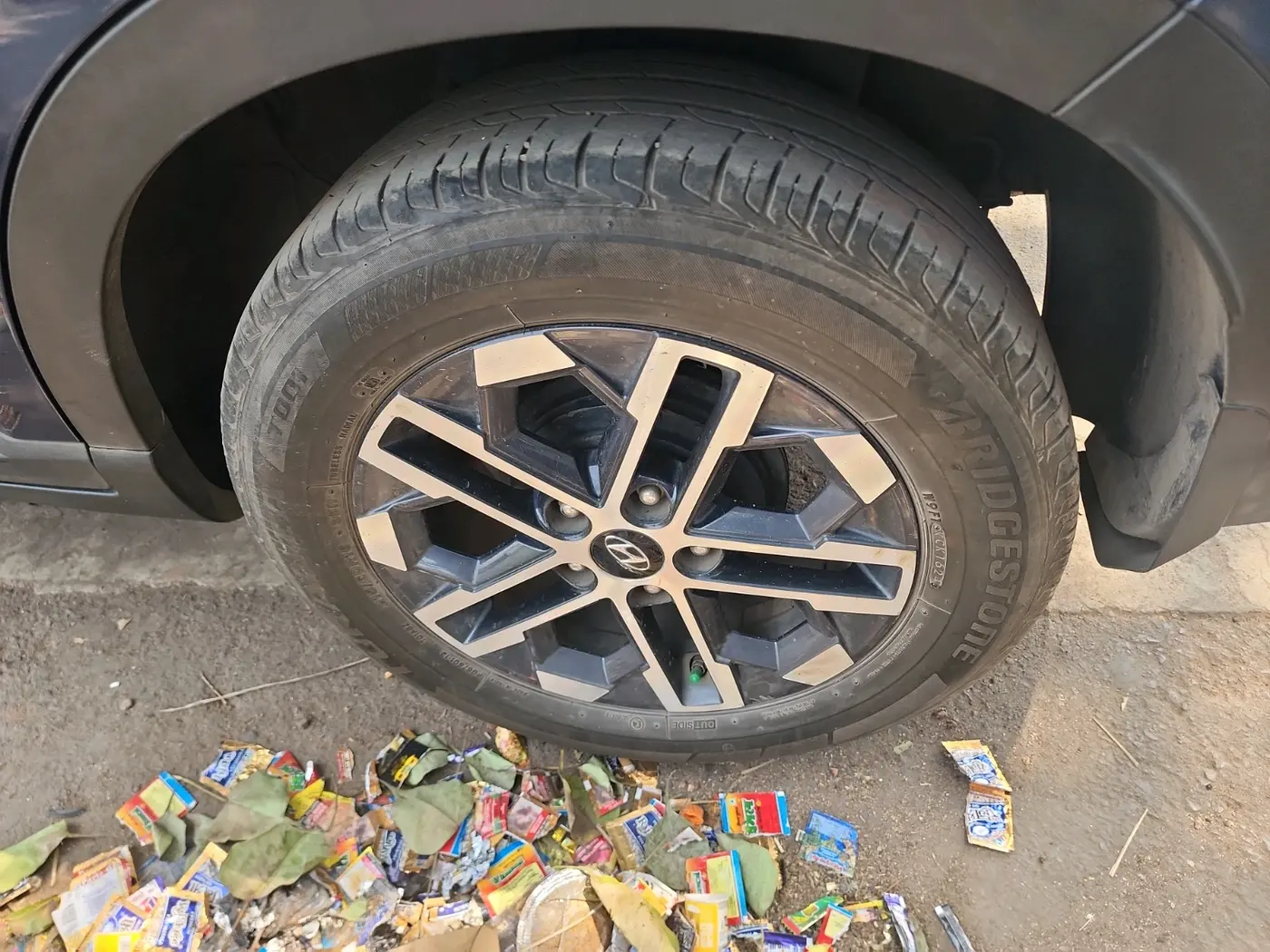 2022 Hyundai VENUE SX (O) 1.5 CRDI, Diesel, Manual, 94,610 km, tyre
