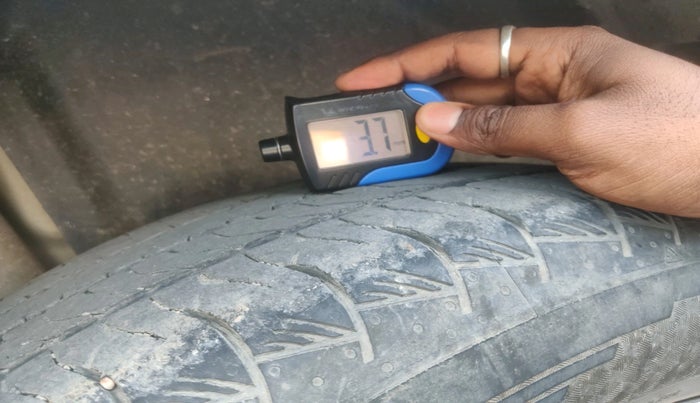 2022 Maruti Grand Vitara ALPHA PLUS HYBRID ECVT DUAL TONE , Hybrid, Automatic, 61,656 km, tyre