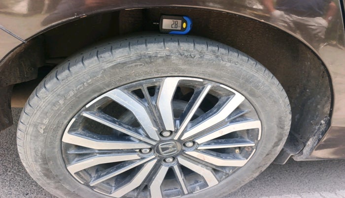 2017 Honda City 1.5L I-VTEC ZX CVT, Petrol, Automatic, 83,585 km, tyre