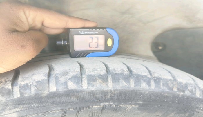 2015 Tata Zest XMS PETROL, Petrol, Manual, 1,34,215 km, tyre