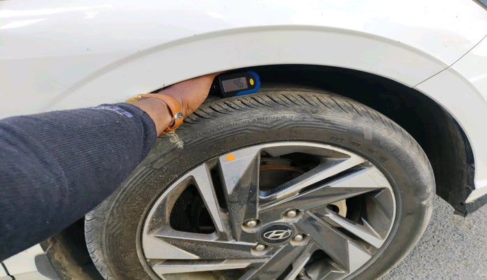 2020 Hyundai NEW I20 ASTA (O) 1.2 MT, CNG, Manual, 1,11,115 km, tyre