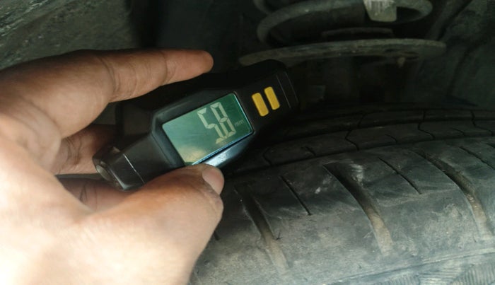 2020 Maruti Baleno ZETA PETROL 1.2, Petrol, Manual, 13,457 km, tyre