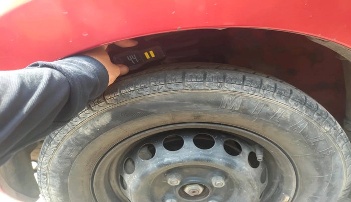 2014 Maruti Alto 800 LXI, Petrol, Manual, 11,616 km, tyre