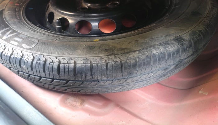 2014 Maruti Alto 800 LXI, Petrol, Manual, 11,616 km, tyre