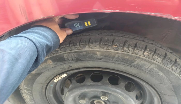 2014 Maruti Alto 800 LXI, Petrol, Manual, 11,616 km, tyre