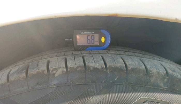 2013 Hyundai i20 SPORTZ 1.4 CRDI, Diesel, Manual, 85,651 km, tyre