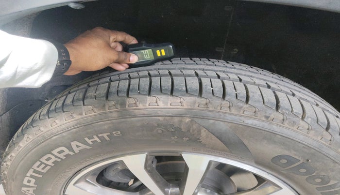 2024 Mahindra SCORPIO-N N Z8 S Petrol AT, Petrol, Automatic, 16,398 km, tyre