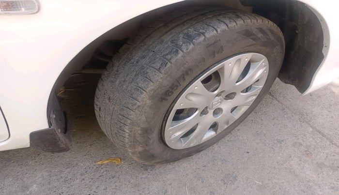 2016 Honda Amaze 1.2L I-VTEC S, CNG, Manual, 54,328 km, tyre