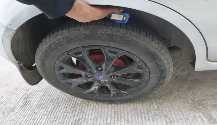 2013 Ford Figo TITANIUM 1.4 DIESEL, Diesel, Manual, 86,493 km, tyre