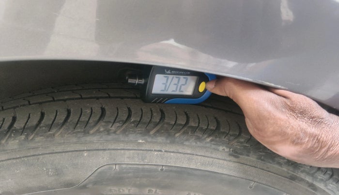 2014 Maruti Celerio VXI, Petrol, Manual, 1,06,381 km, tyre