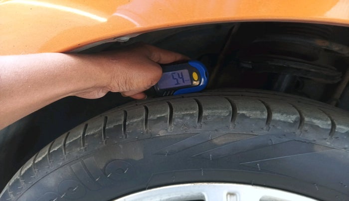 2018 Tata Tiago XZA PETROL, Petrol, Automatic, 39,071 km, tyre