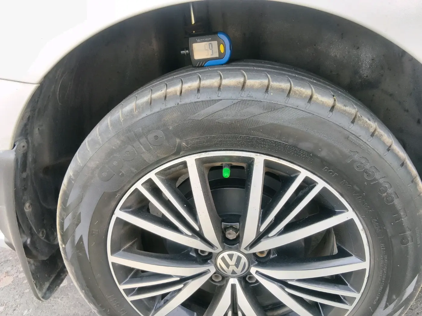2019 Volkswagen Vento HIGHLINE PETROL AT, Petrol, Automatic, 56,188 km, tyre