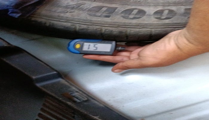 2022 Hyundai VENUE S(O) 1.2, Petrol, Manual, 26,503 km, tyre