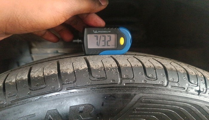 2015 Maruti Swift Dzire VDI, Diesel, Manual, 1,46,335 km, tyre