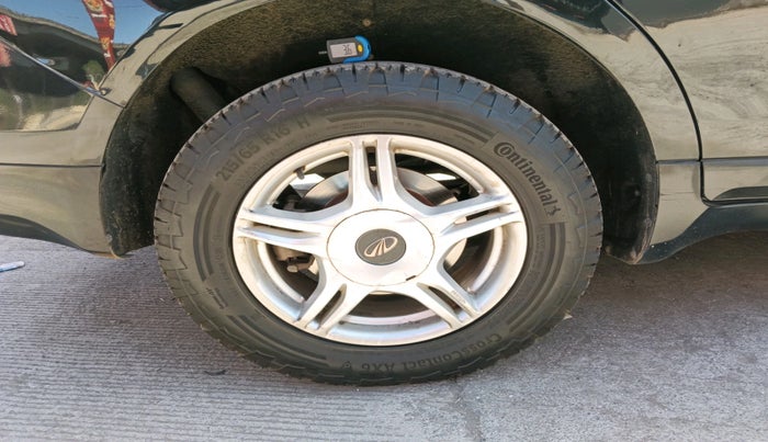 2018 Mahindra MARAZZO M6 7 STR, Diesel, Manual, 1,87,777 km, tyre