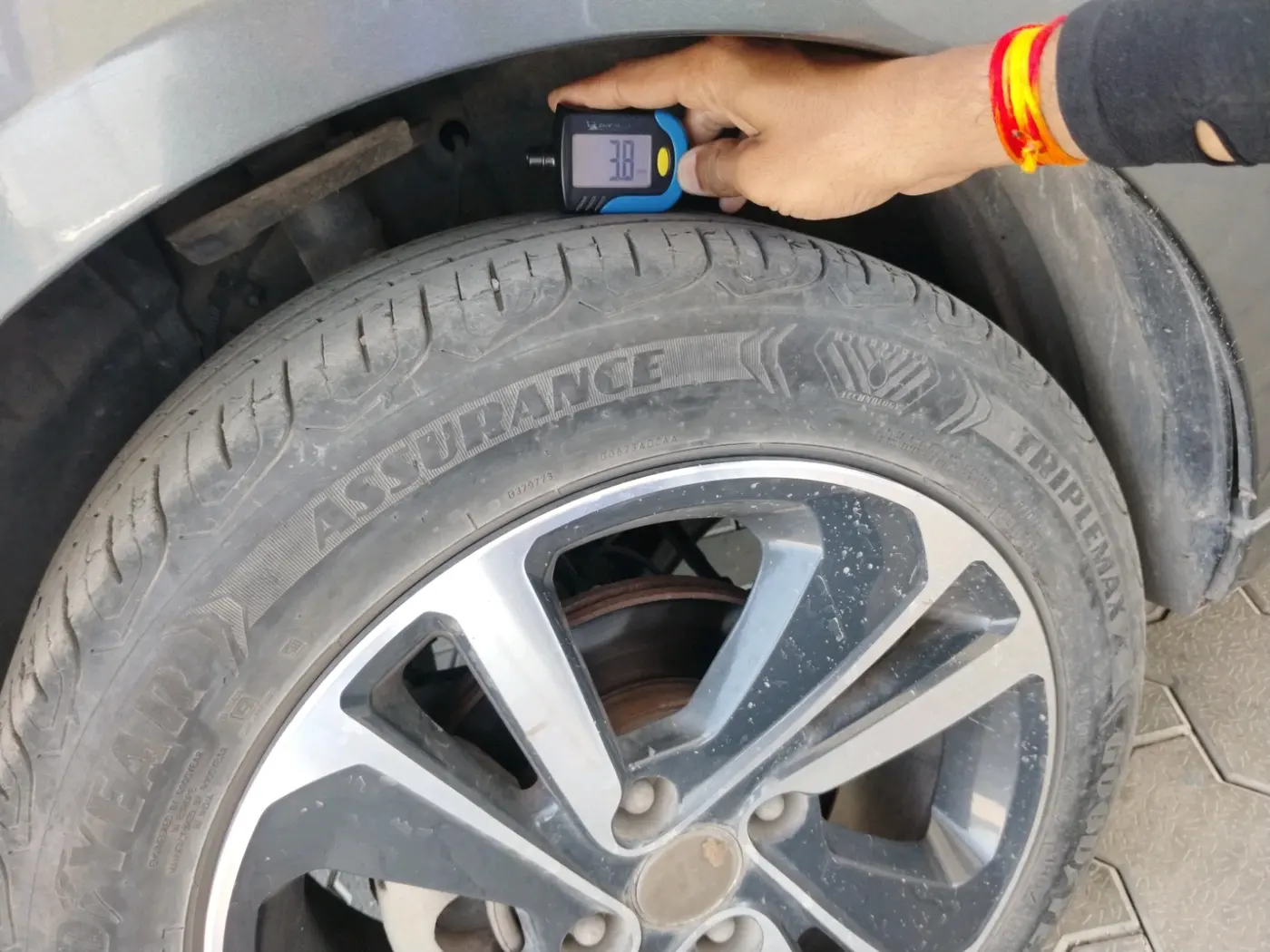 2022 Tata ALTROZ XZA PLUS, Petrol, Automatic, 38,223 km, tyre