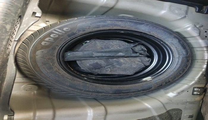 2013 Hyundai i20 SPORTZ 1.4 CRDI, Diesel, Manual, 1,30,678 km, tyre