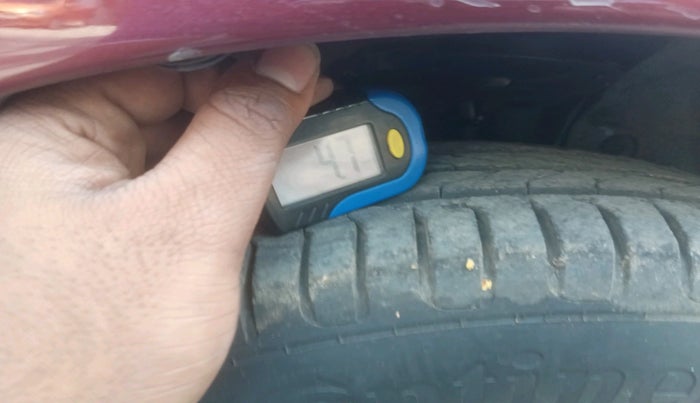 2015 Honda City 1.5L I-VTEC VX CVT, Petrol, Automatic, 40,855 km, tyre