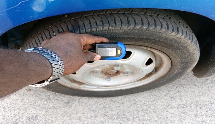 2008 Maruti Zen Estilo LXI, Petrol, Manual, 61,106 km, tyre