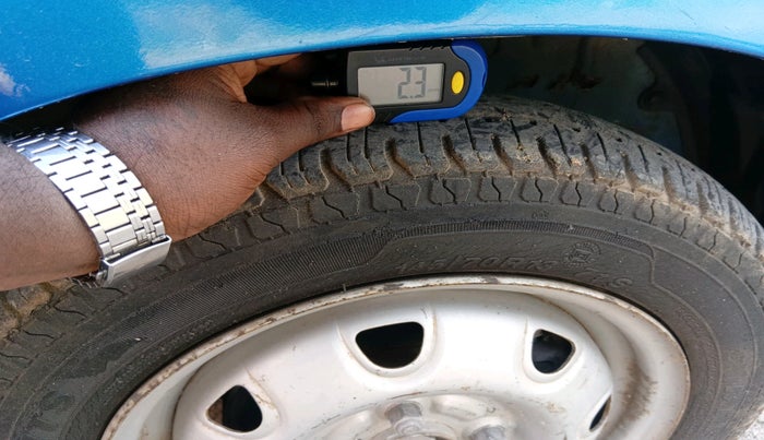 2008 Maruti Zen Estilo LXI, Petrol, Manual, 61,106 km, tyre