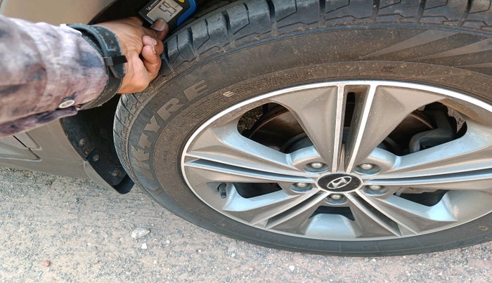 2018 Hyundai Creta SX PLUS AT 1.6 PETROL, Petrol, Automatic, 69,707 km, tyre