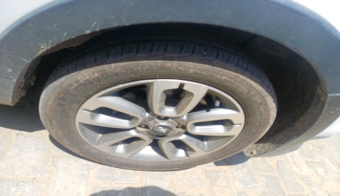 2016 Hyundai i20 Active 1.4 SX, Diesel, Manual, 53,664 km, tyre