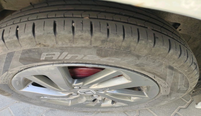 2017 Honda Jazz 1.2L I-VTEC V AT, Petrol, Automatic, 83,154 km, tyre