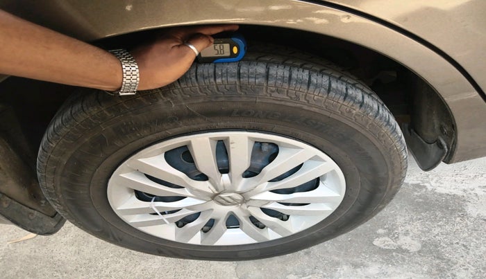 2019 Maruti Dzire VXI, Petrol, Manual, 75,344 km, tyre