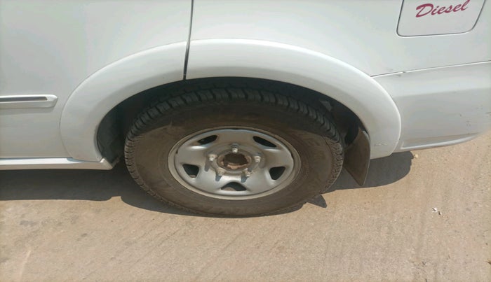 2011 Tata Aria PURE 4X2, Diesel, Manual, 1,55,697 km, tyre