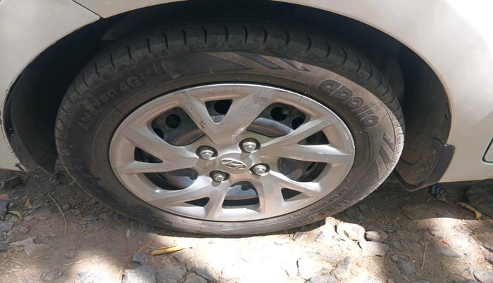 2020 Hyundai Grand i10 SPORTZ 1.2 KAPPA VTVT, CNG, Manual, 59,557 km, tyre