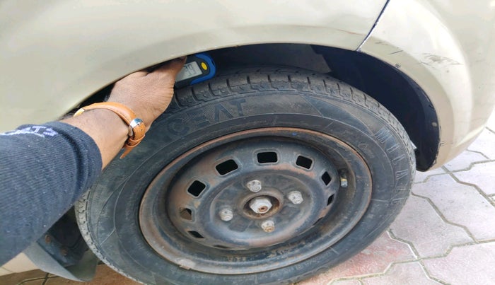 2011 Chevrolet Spark LT 1.0, Petrol, Manual, 61,508 km, tyre