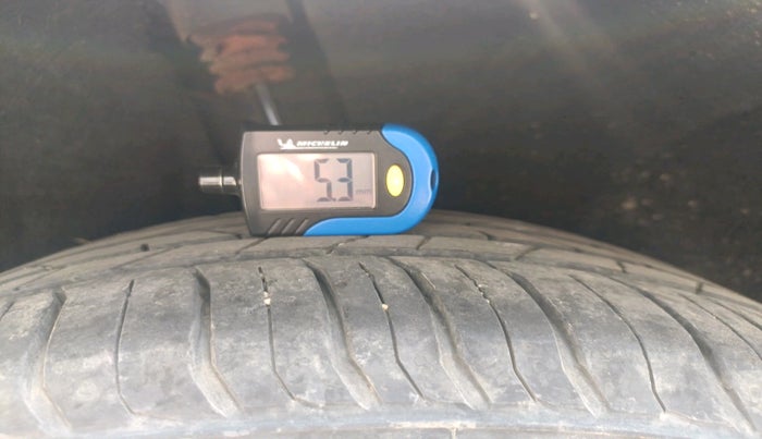 2011 Skoda Superb ELEGANCE 1.8 TSI AT, Petrol, Automatic, 76,189 km, tyre