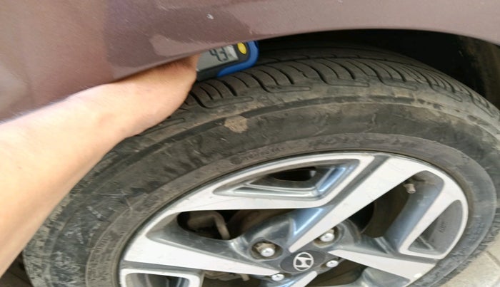 2020 Hyundai AURA SX 1.2, Petrol, Manual, 90,927 km, tyre